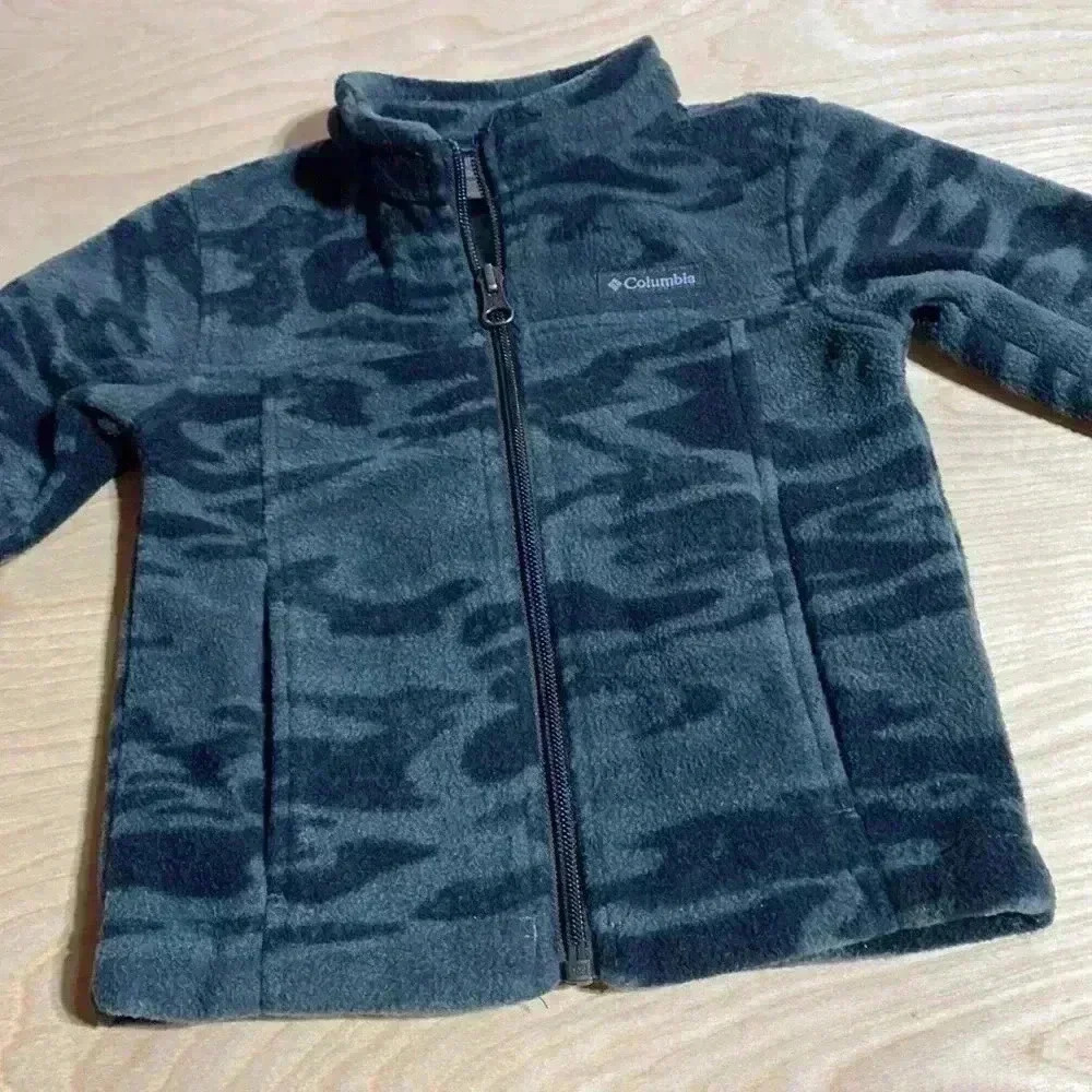 Columbia jacket - Picture 2 of 10